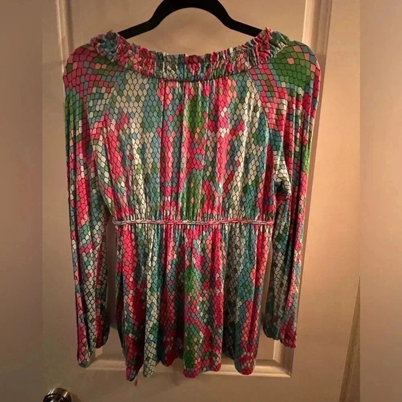 Lilly Pulitzer Long Sleeve w signature bright Multi Color Top-Size Small - Picture 2 of 7